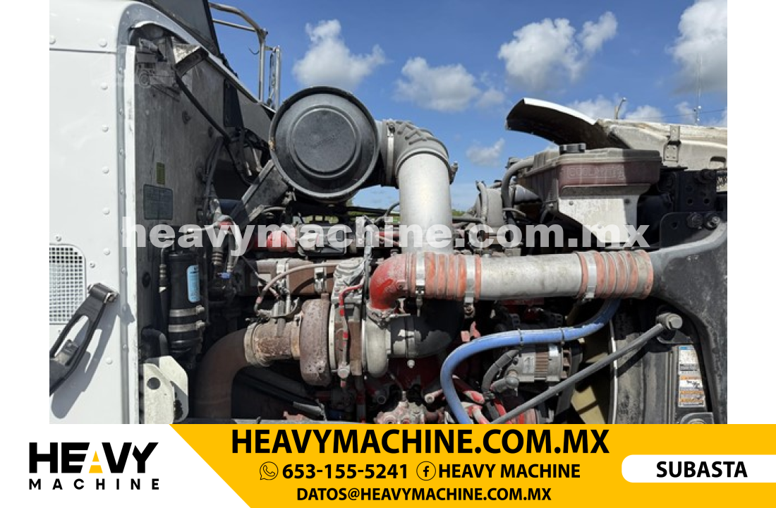 Camión Rolloff 2012 PETERBILT 365