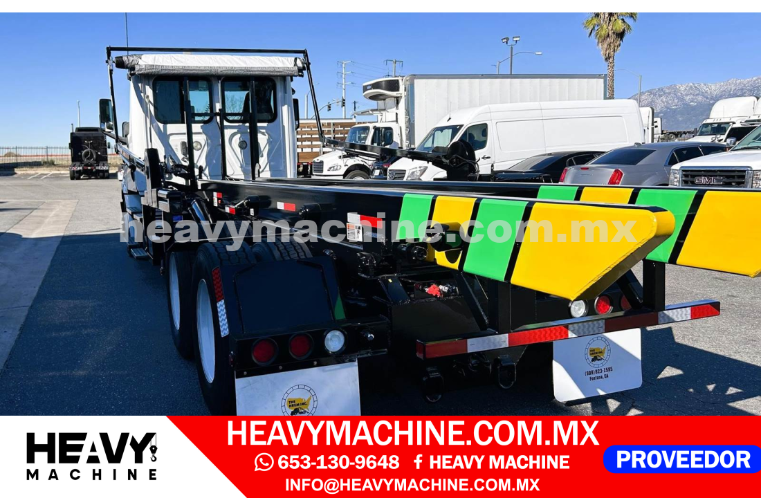 Camión Rolloff 2020 FREIGHTLINER Cascadia 126