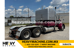 Camión Tracto 2001 PETERBILT 379