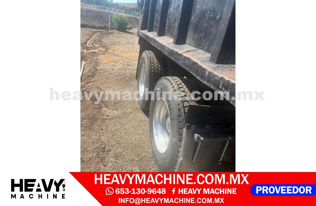 Camión Volteos 2011 FREIGHTLINER CASCADIA