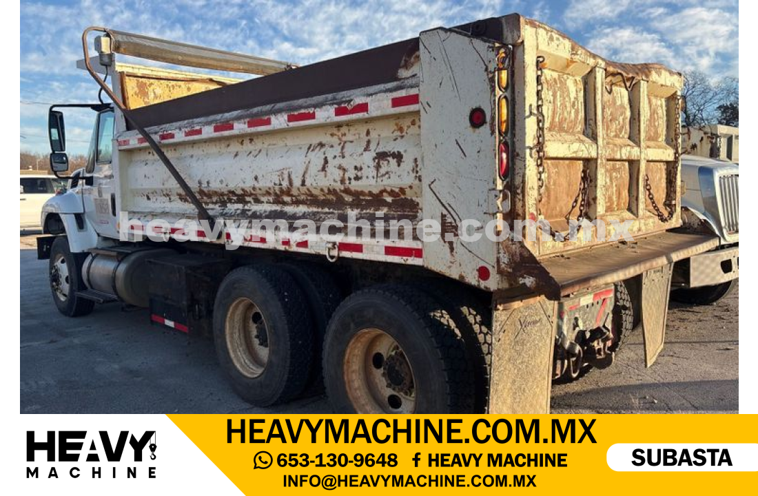 Camión Volteos 2011 INTERNATIONAL WorkStar 7400