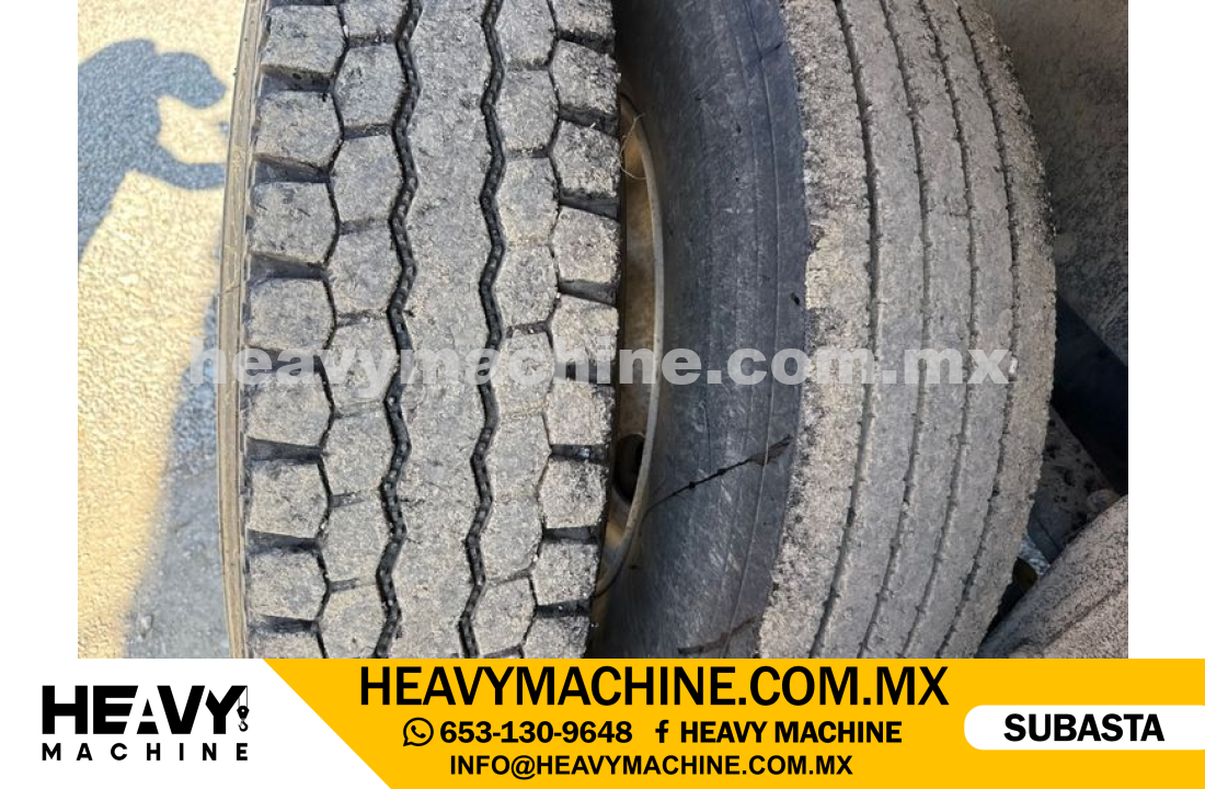 Camión Volteos 2013 PETERBILT 388