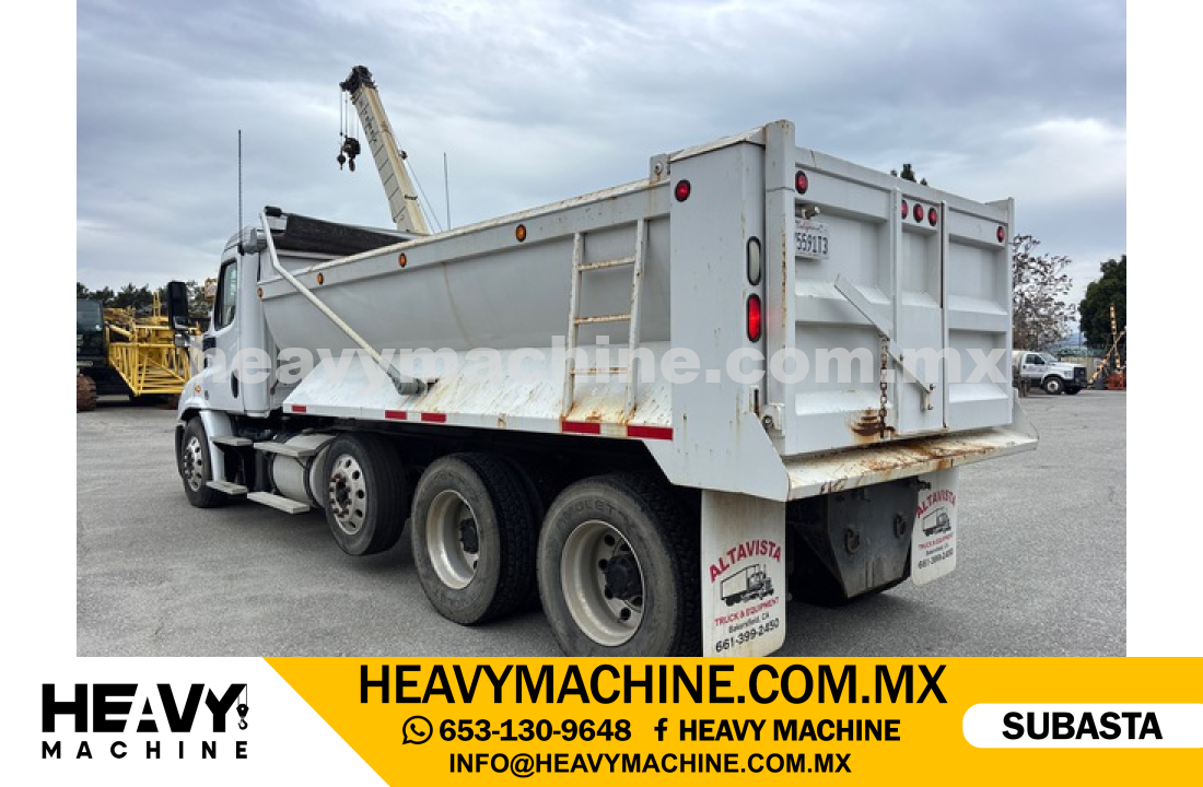 Camión Volteos 2015 FREIGHTLINER Cascadia 113