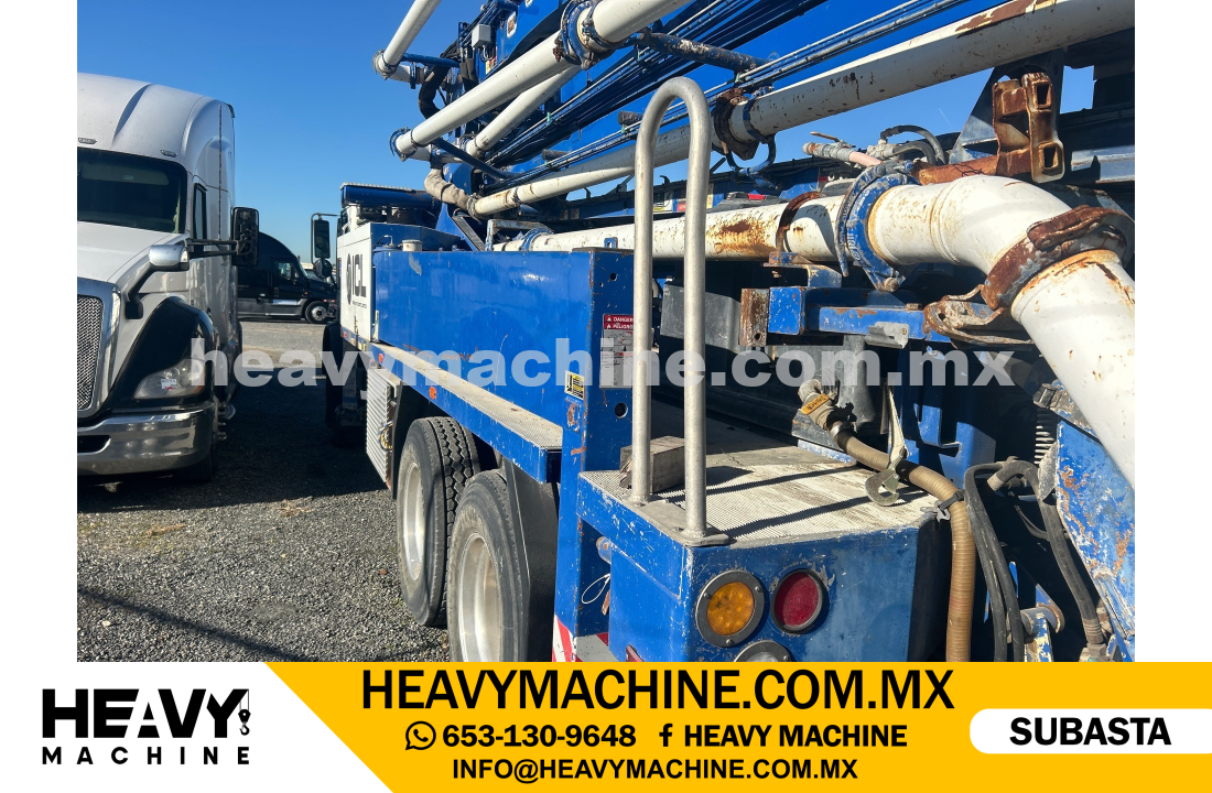 Concreto Bomba de Concreto 2012 MACK MRU613 6x