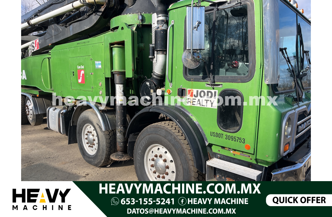 Concreto Bomba de Concreto 2015 Mack MRU613 10x4