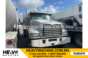 Concreto Revolvedora 2017 MACK GU713 6x4