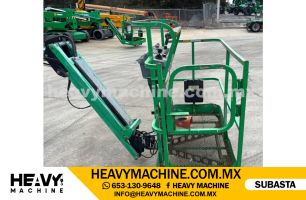 Equipo de elevación Articulado 2017 JLG E450AJ b