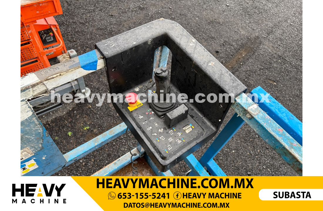 Equipo de elevación Tijera 2015 GENIE GS-5390RT