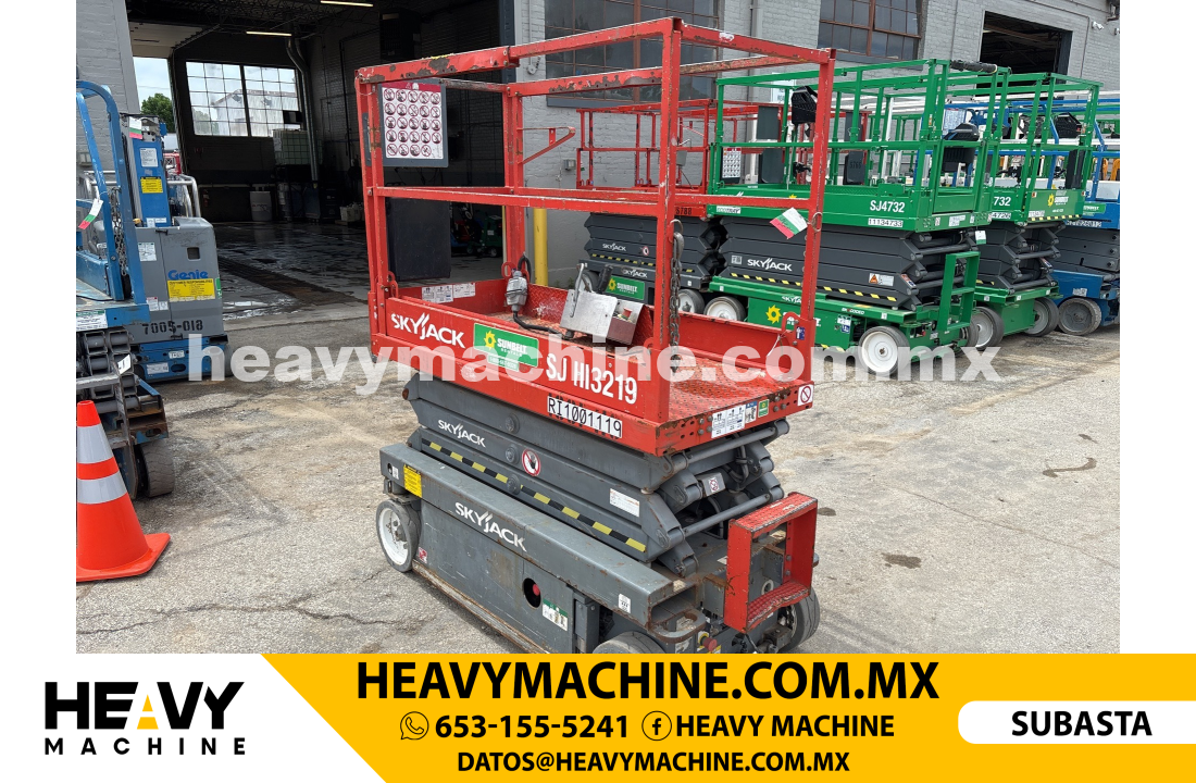 3219 Machine Equipo de elevación Tijera 2015 Skyjack SJIII-3219