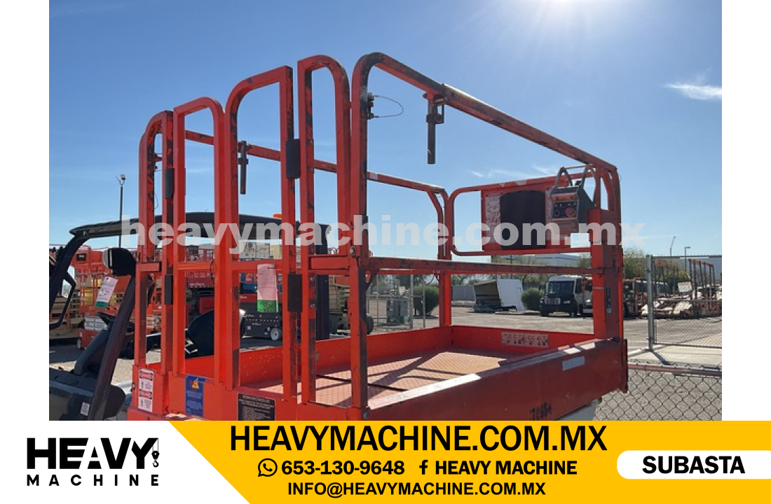 Equipo de elevación Tijera 2016 SNORKEL S4732E