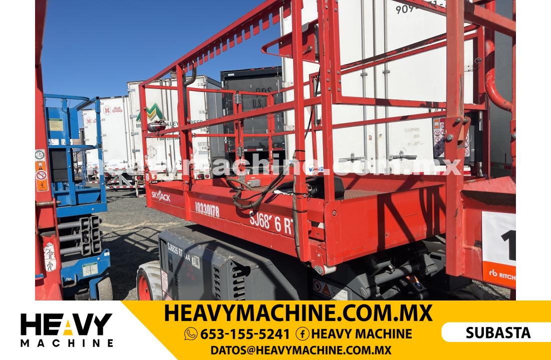 Equipo de elevación Tijera 2021 SKYJACK 6826RT