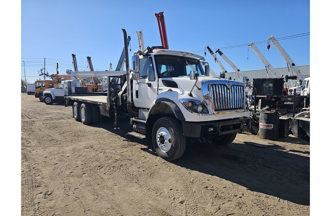 International 7400 2013