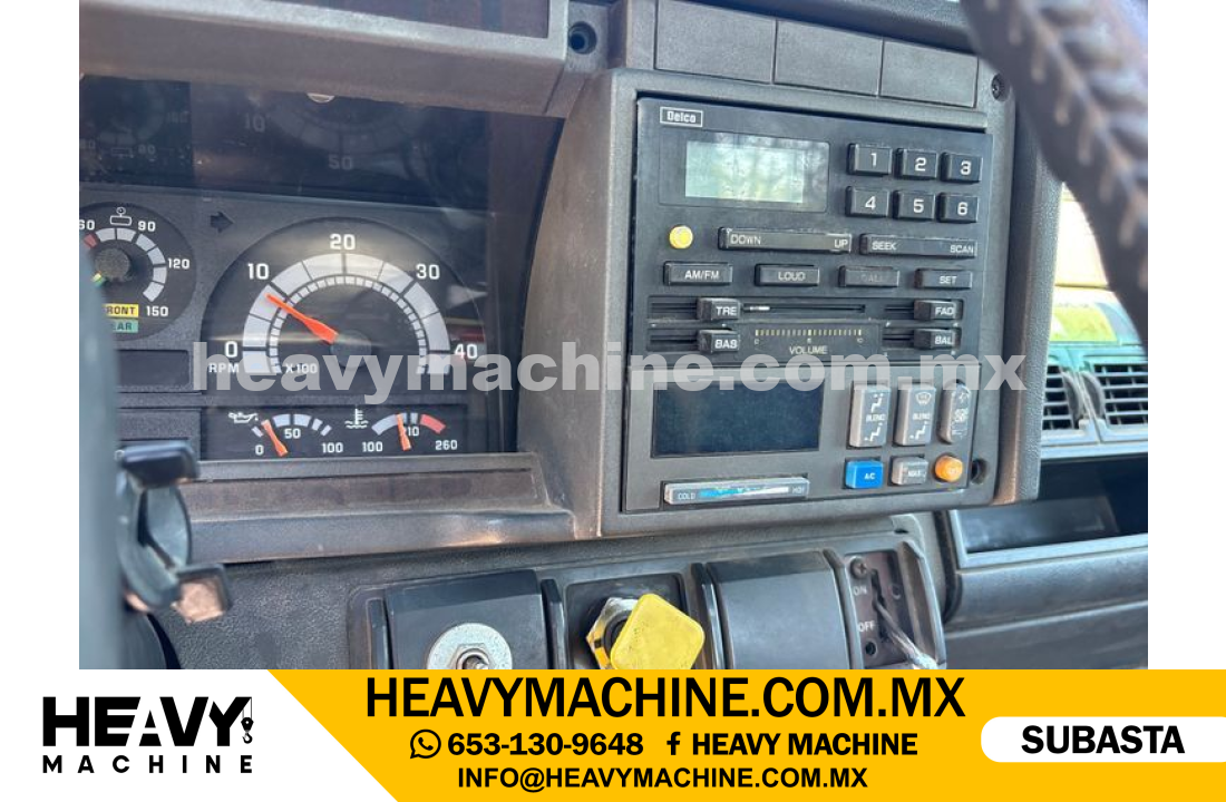 Grúa Articulada 2001 GMC C7500