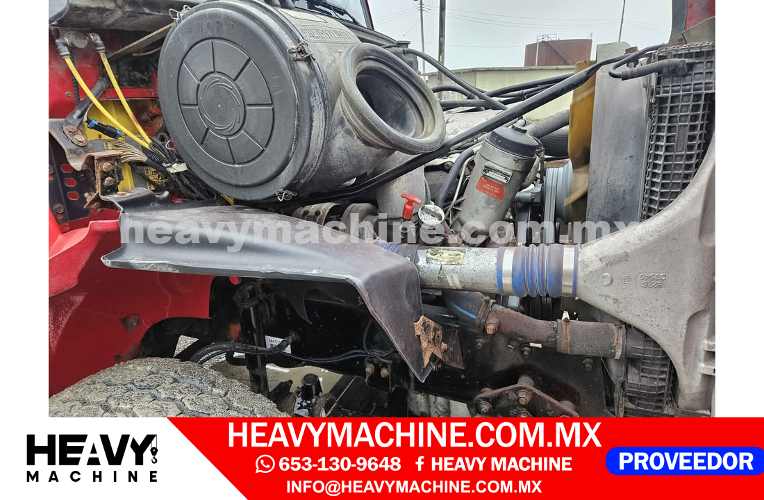 Grúa Articulada 2003 FREIGHTLINER