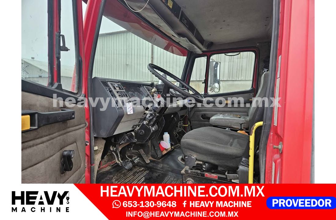 Grúa Articulada 2003 FREIGHTLINER