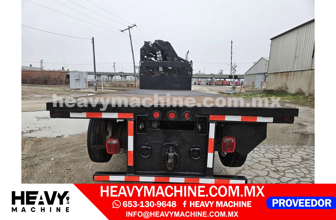 Grúa Articulada 2003 FREIGHTLINER