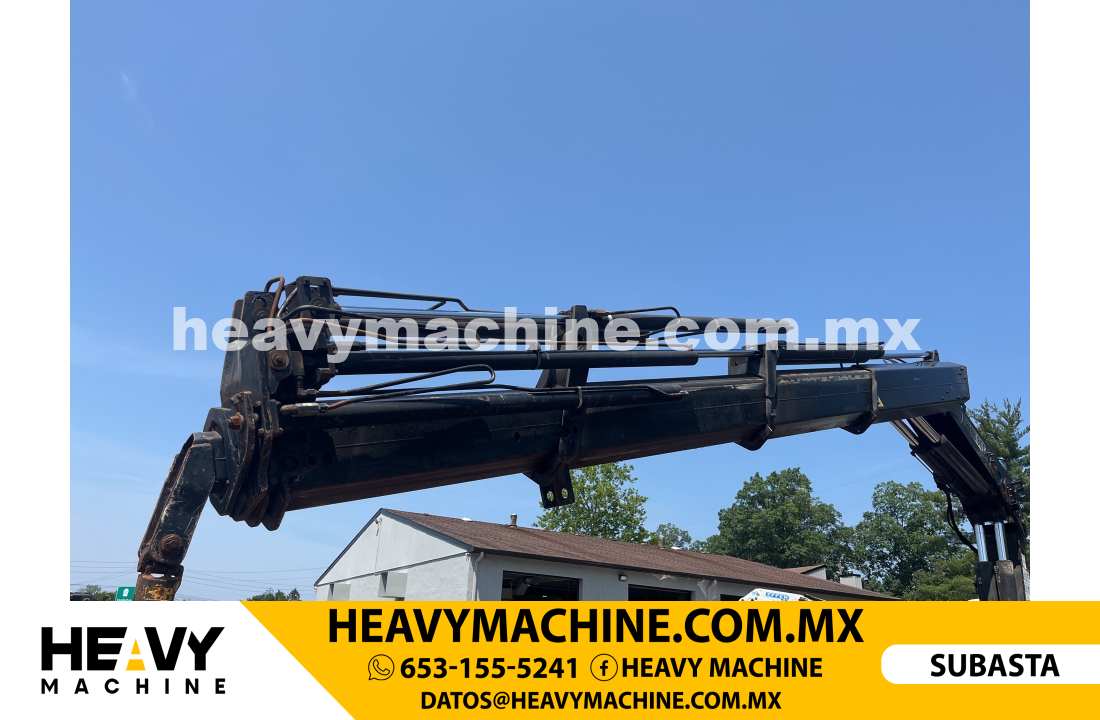 Grúa Articulada 2005 Freightliner M2-112
