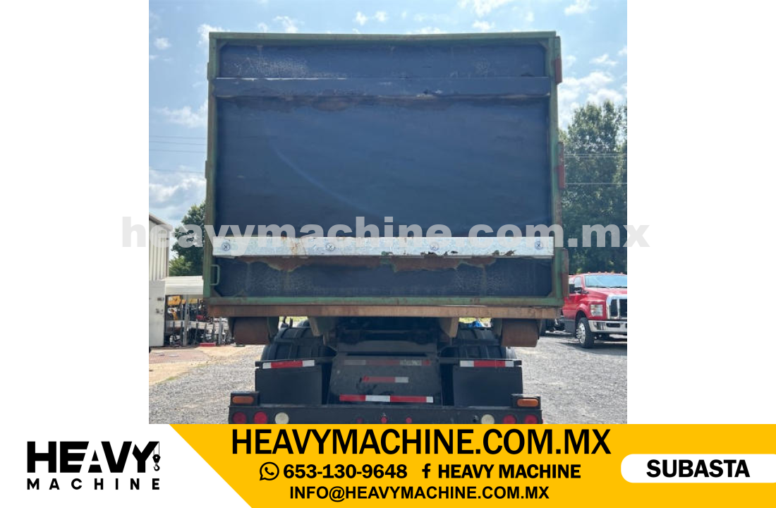 Grúa Articulada 2007 STERLING LT8500