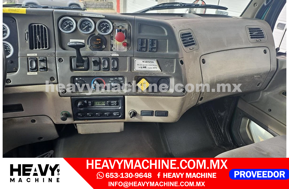 Grúa Articulada 2007 STERLING LT9500