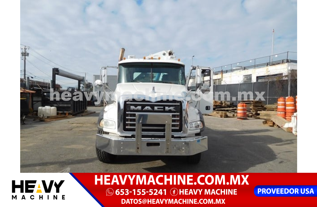 Grúa Articulada 2009 MACK GRANITE GU813