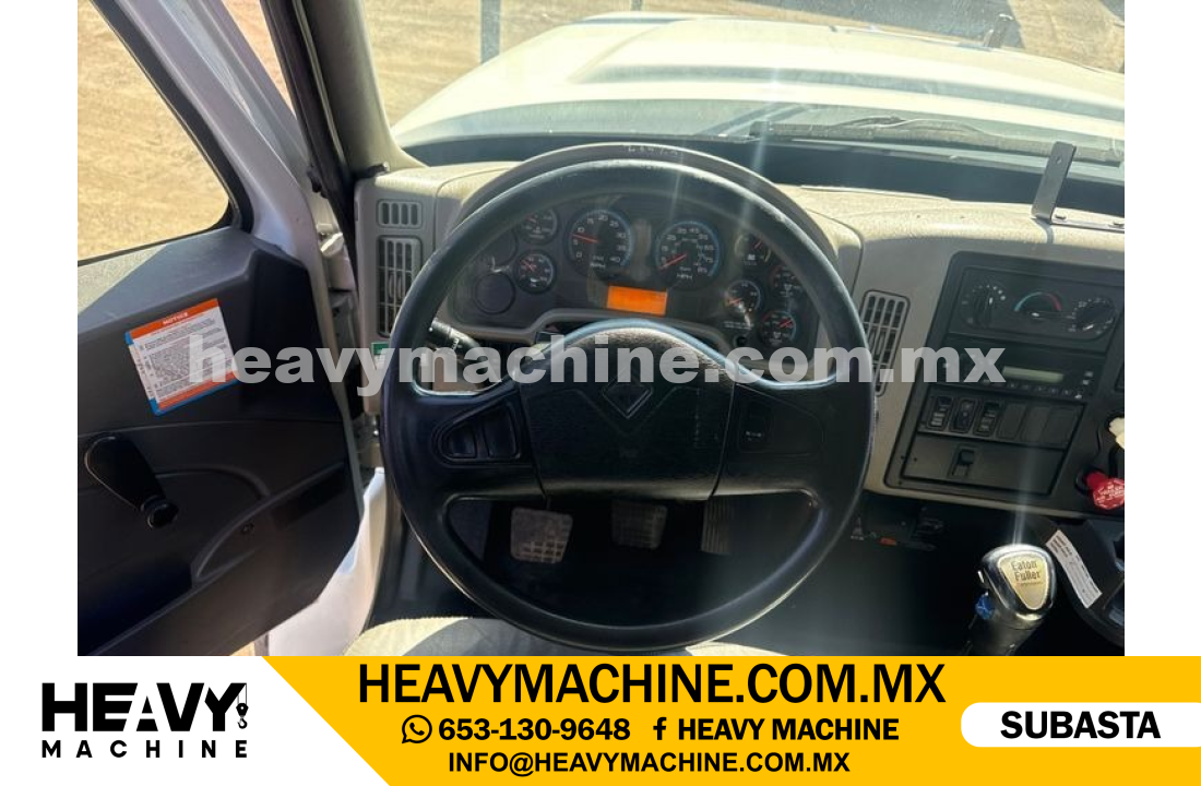 Grúa Articulada 2010 INTERNATIONAL 7500