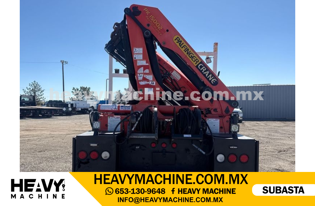 Grúa Articulada 2010 INTERNATIONAL 7500