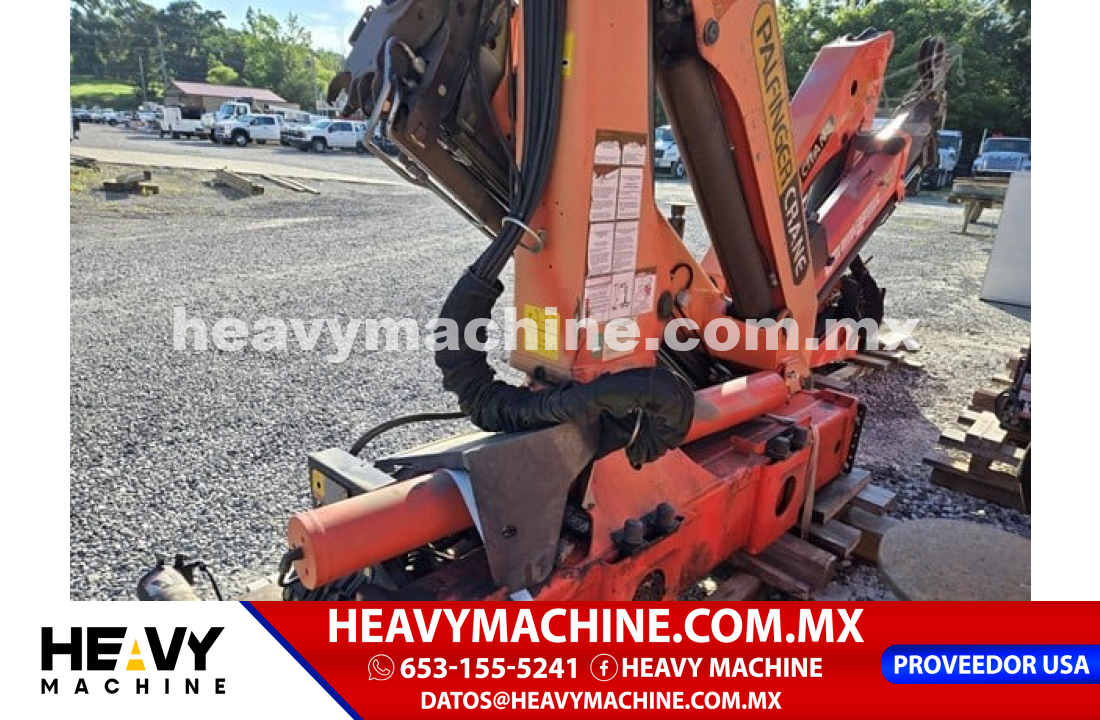 Grúa Articulada 2010