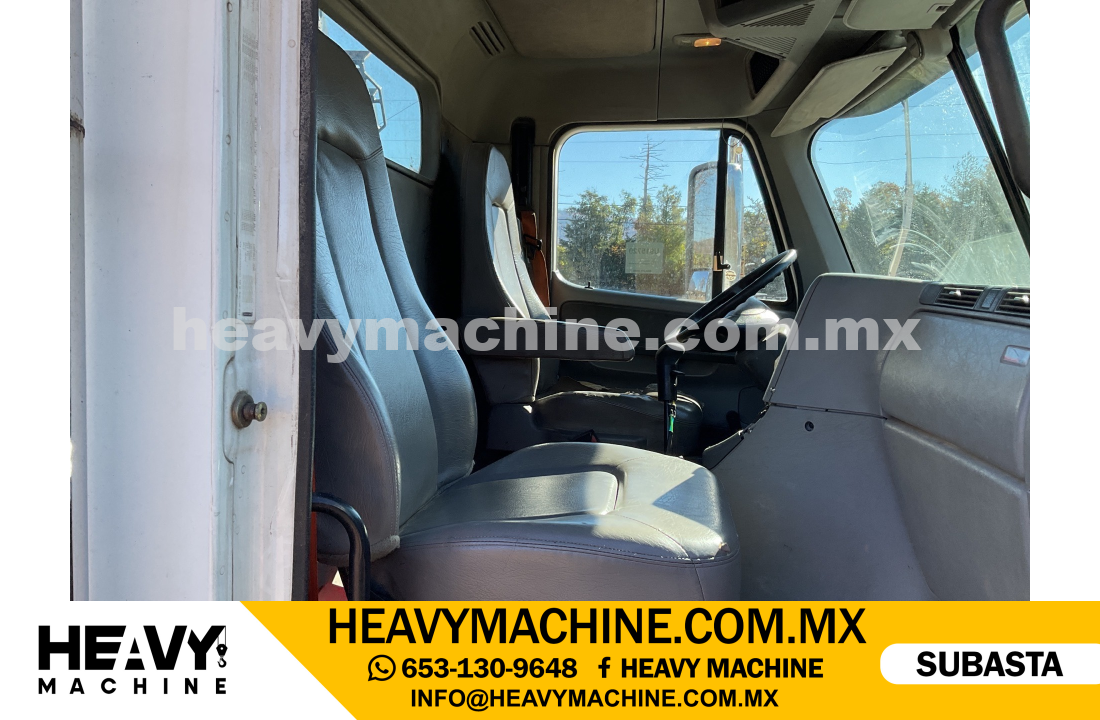 Grúa Articulada 2011 FREIGHTLINER Columbia 112