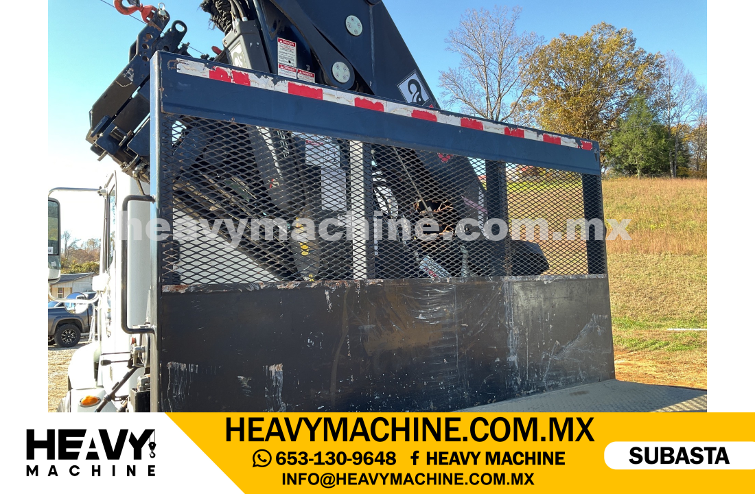 Grúa Articulada 2011 FREIGHTLINER Columbia 112