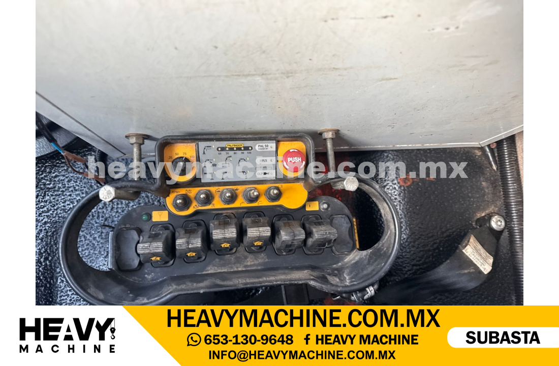 Grúa Articulada 2011 INTERNATIONAL