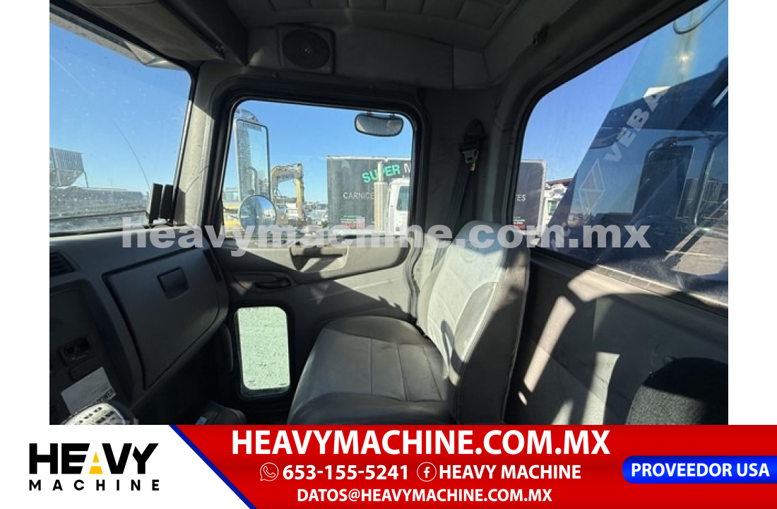 Grúa Articulada 2011 PETERBILT 348