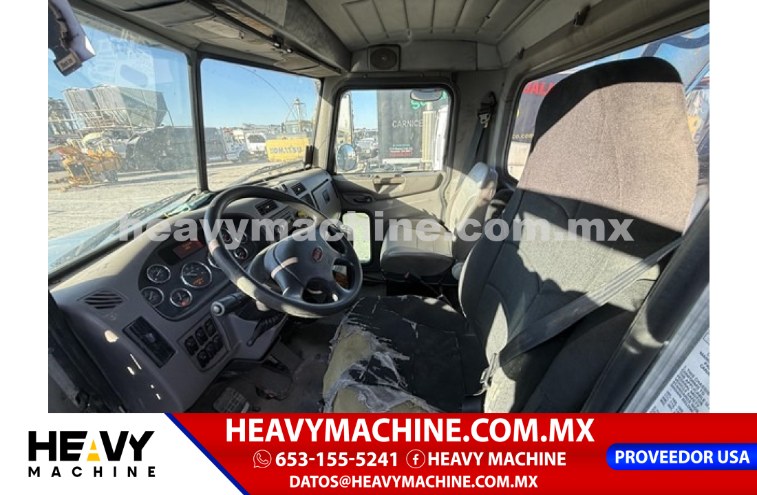 Grúa Articulada 2011 PETERBILT 348