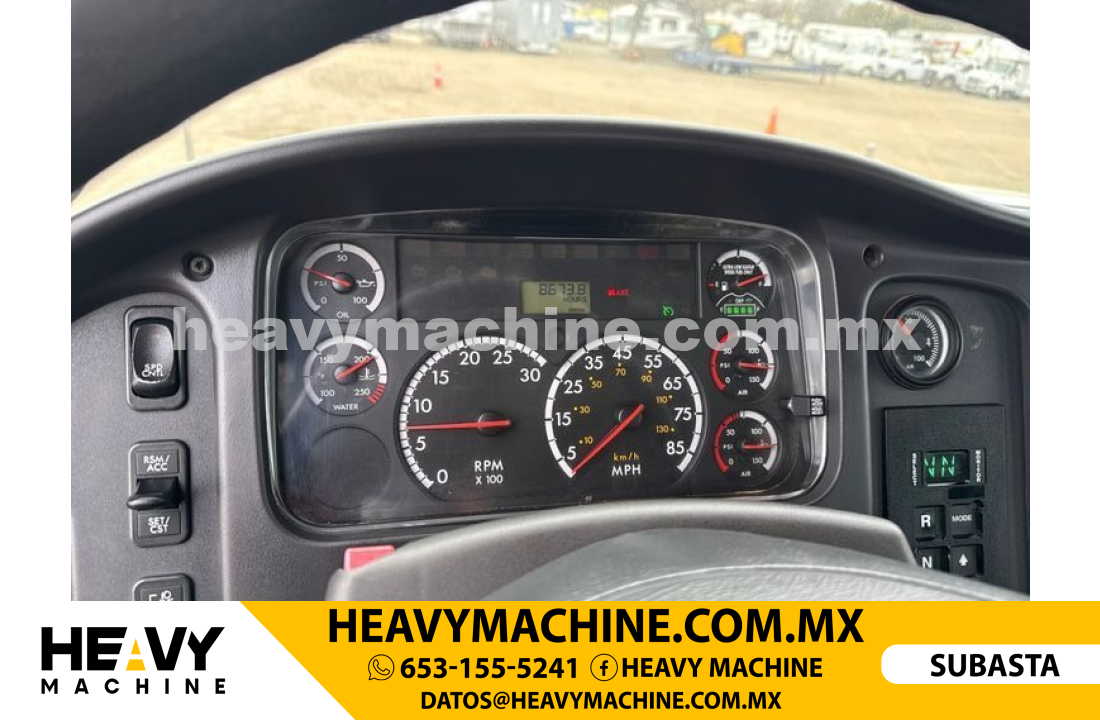 Grúa Articulada 2012 FREIGHTLINER Business Class M2