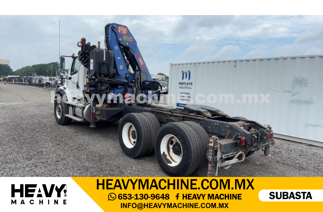 Grúa Articulada 2012 FREIGHTLINER Bussines M2