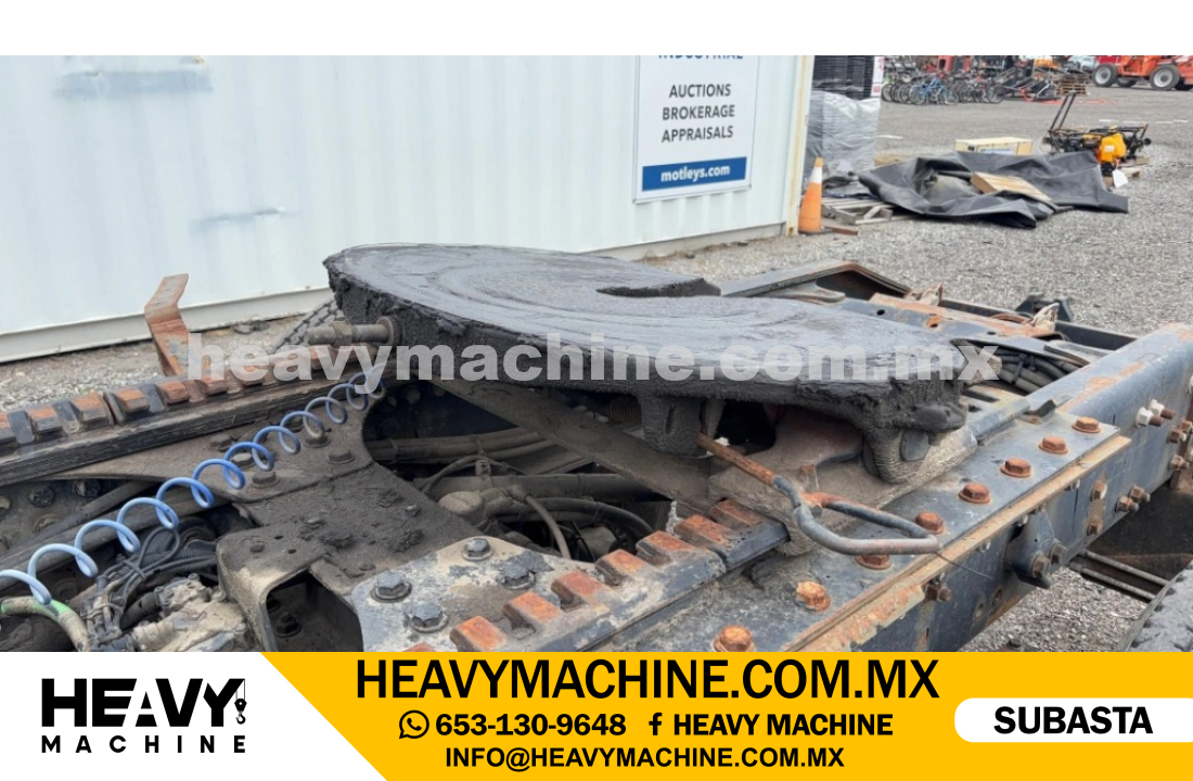 Grúa Articulada 2012 FREIGHTLINER Bussines M2