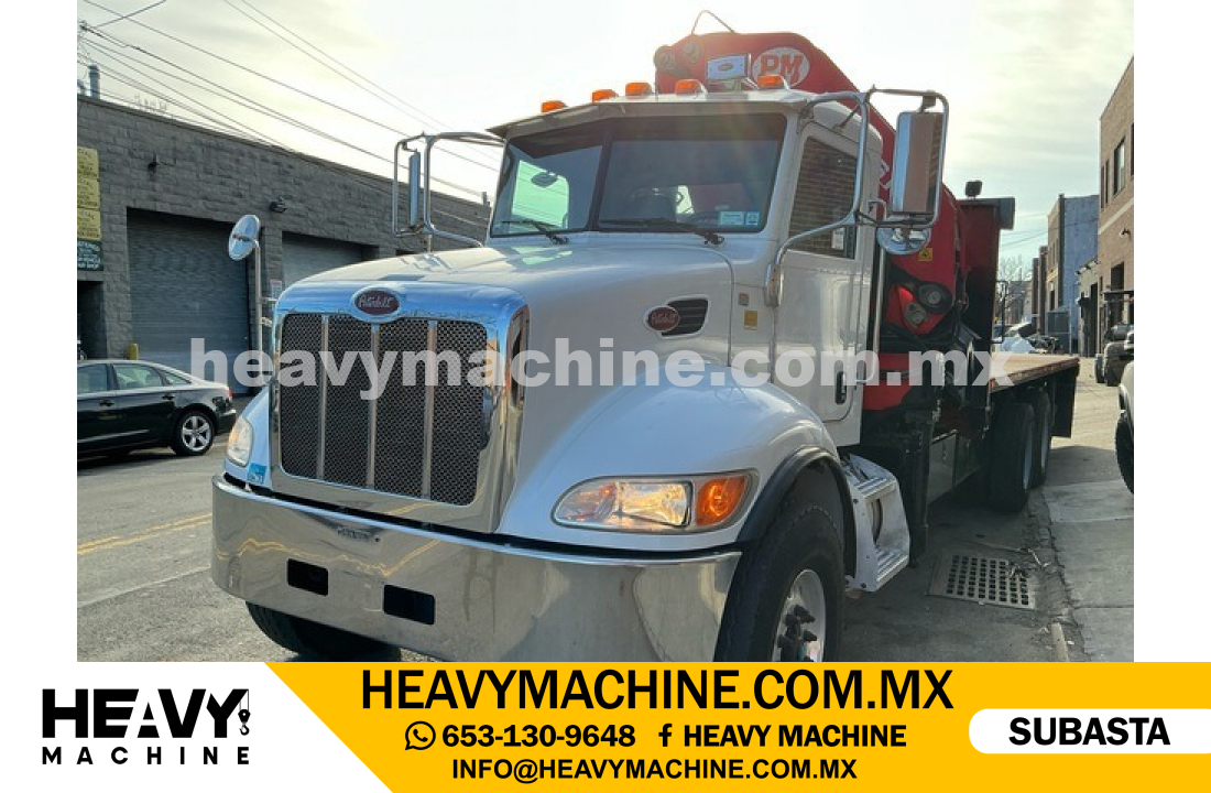 Grúa Articulada 2012 PETERBILT 348