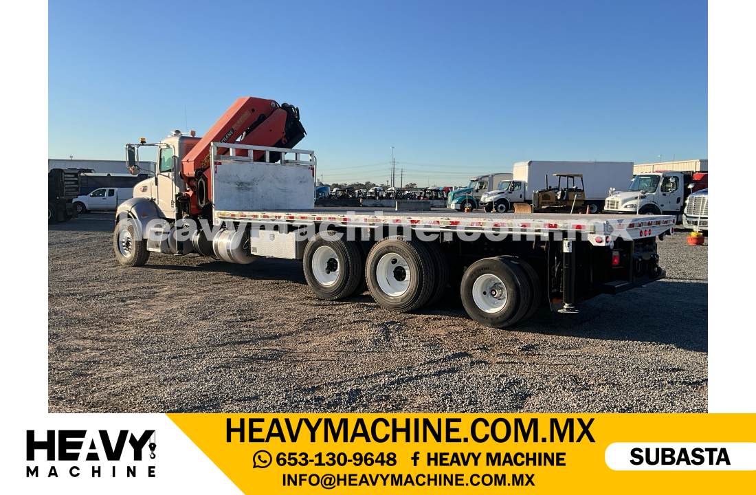 Grúa Articulada 2012 PETERBILT 348