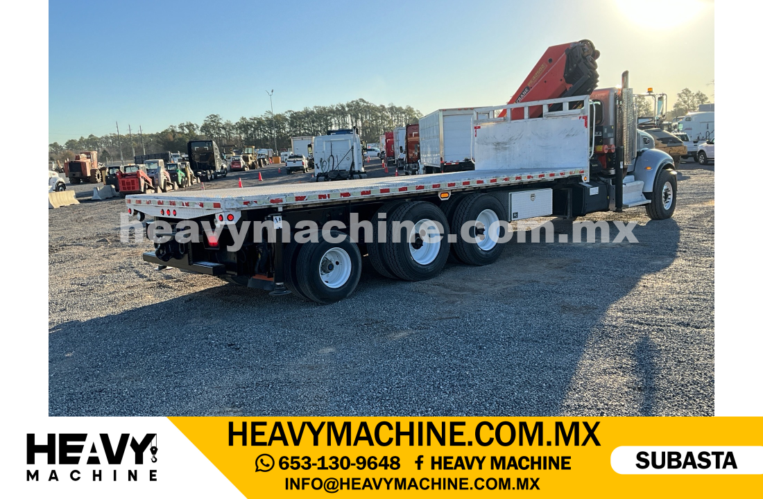 Grúa Articulada 2012 PETERBILT 348