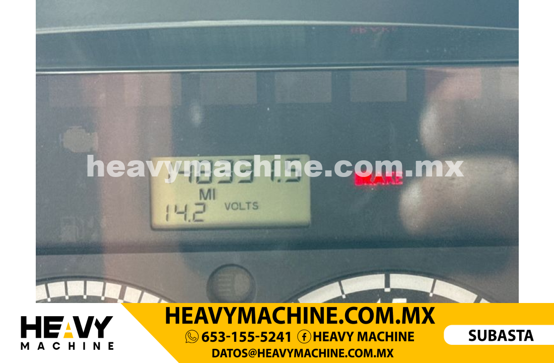 Grúa Articulada 2013 FREIGHTLINER 108SD