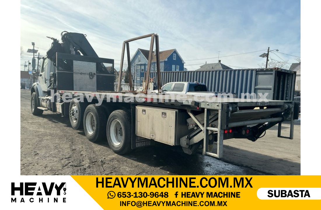 Grúa Articulada 2013 FREIGHTLINER M2 112