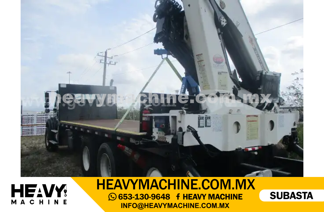 Grúa Articulada 2013 FREIGHTLINER M2 112