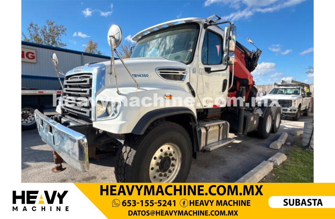 Grúa Articulada 2014 FREIGHTLINER 114SD