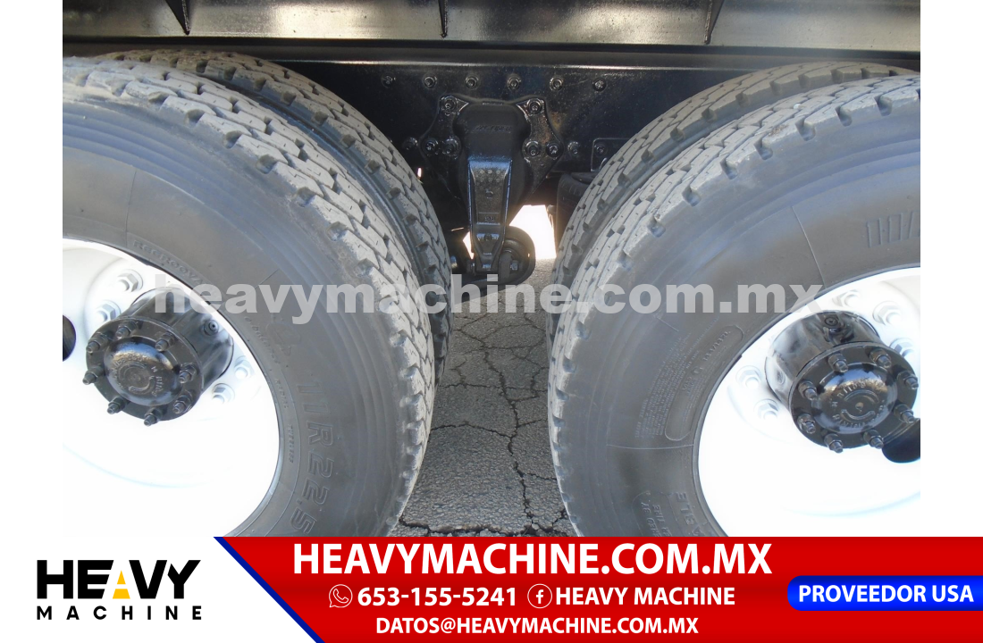 Grúa Articulada 2014 FREIGHTLINER 114SD