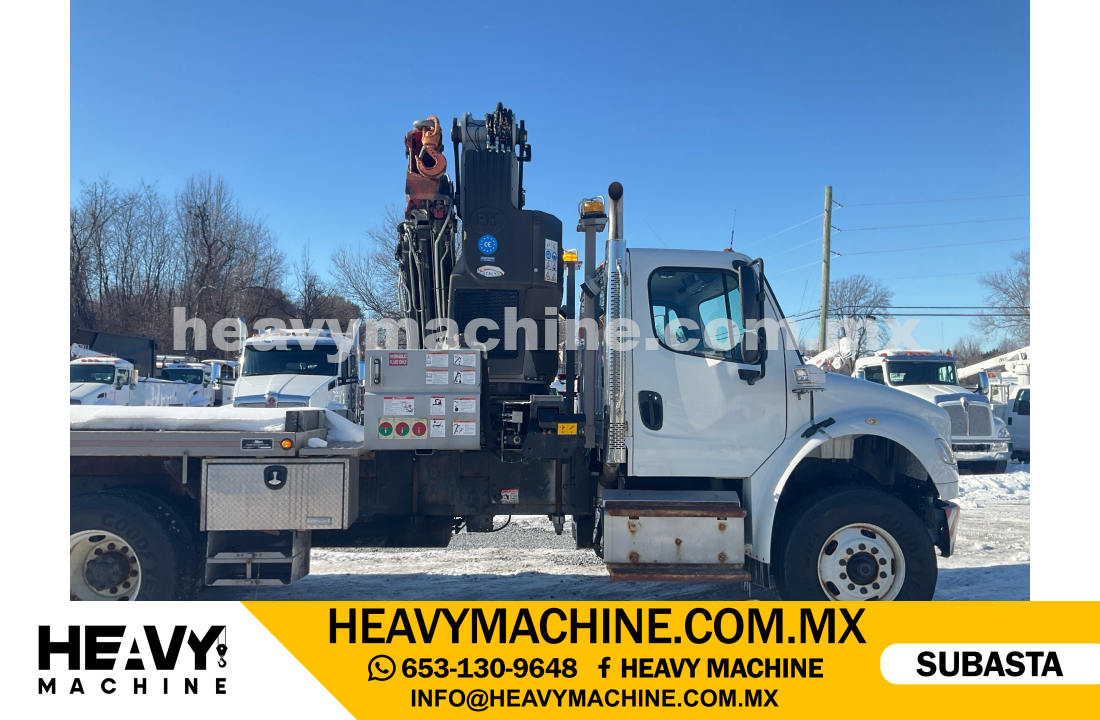 Grúa Articulada 2014 FREIGHTLINER M2106