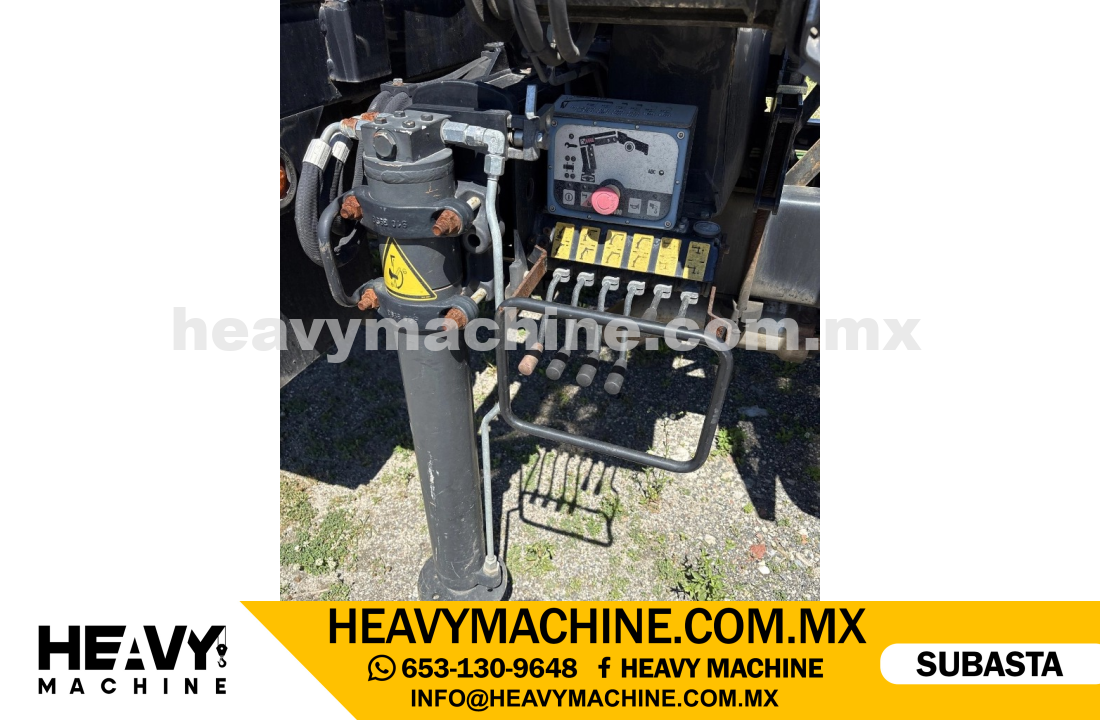Grúa Articulada 2015 FORD f750