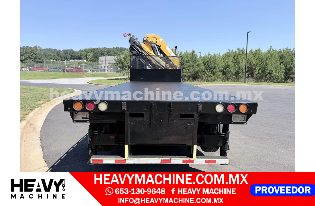 Grúa Articulada 2015 FREIGHTLINER 108 SD