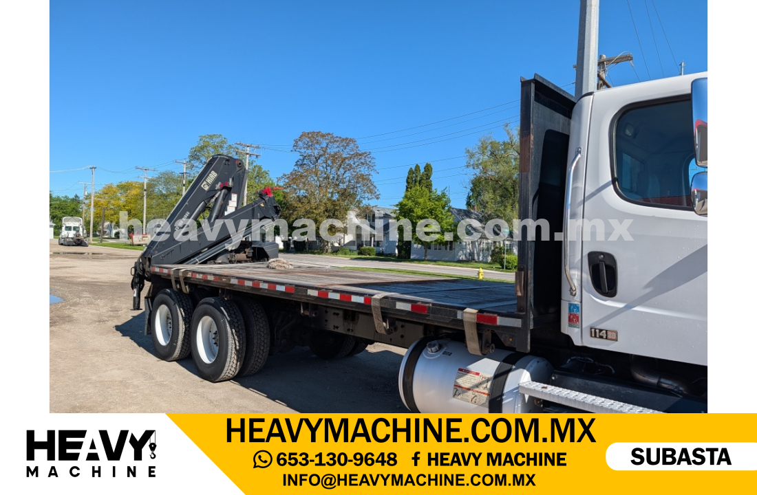 Grúa Articulada 2015 FREIGHTLINER 114SD