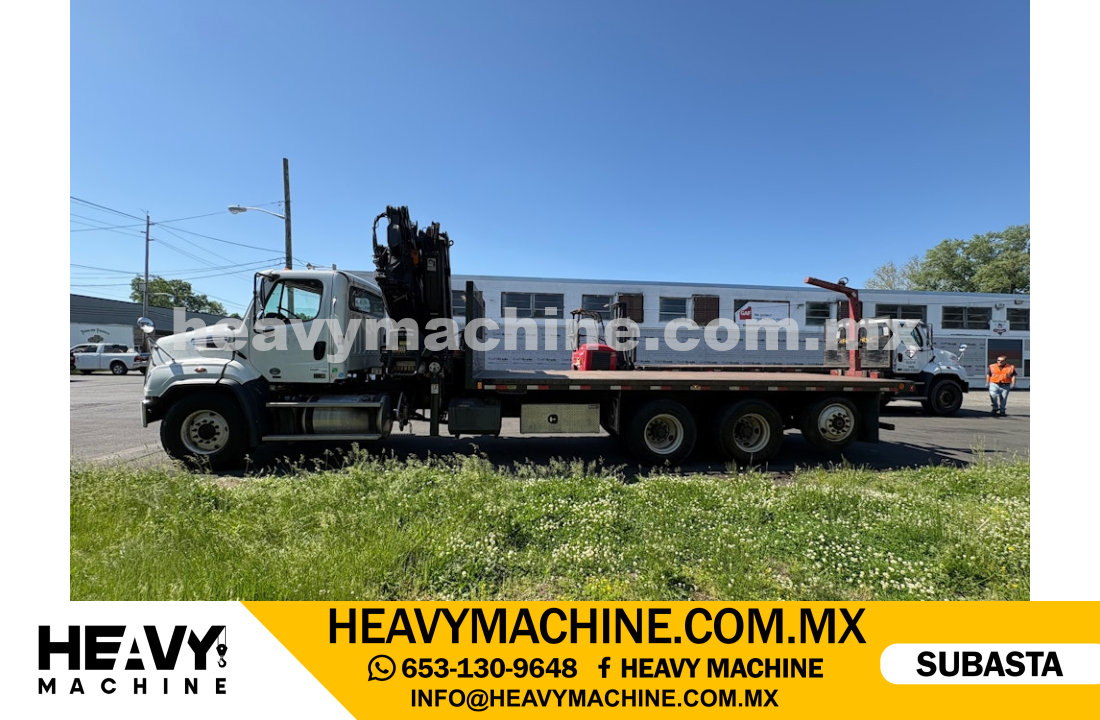 Grúa Articulada 2015 FREIGHTLINER 114SD
