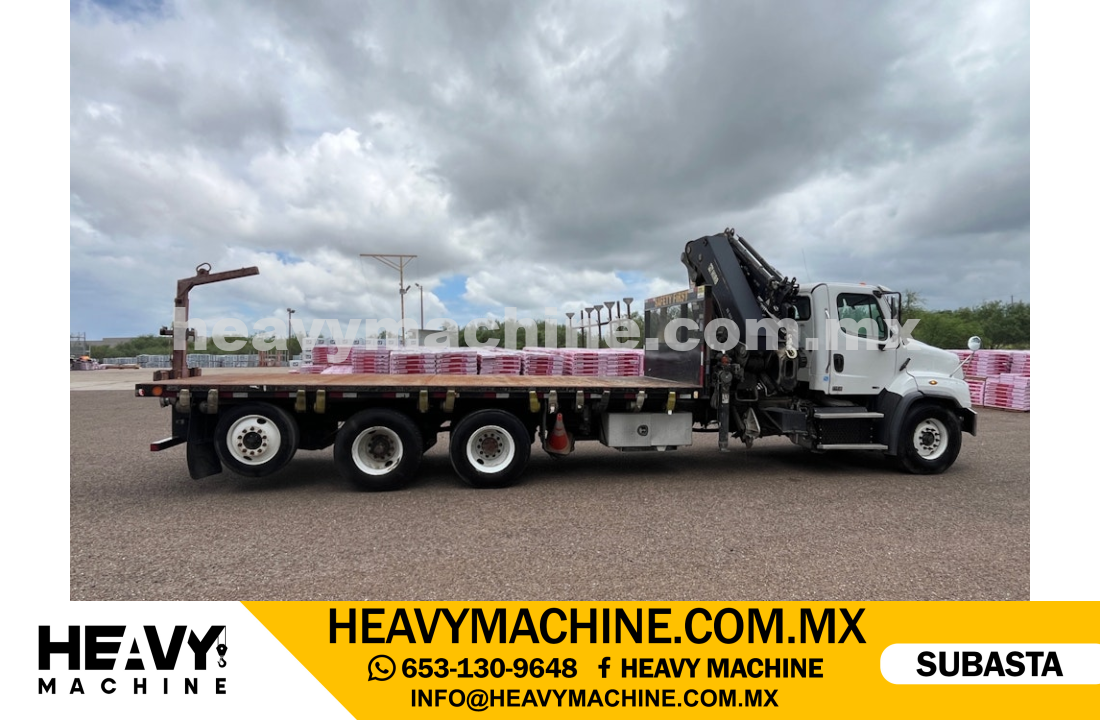 Grúa Articulada 2015 FREIGHTLINER 114SD