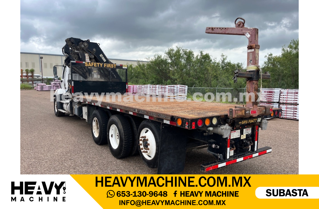 Grúa Articulada 2015 FREIGHTLINER 114SD
